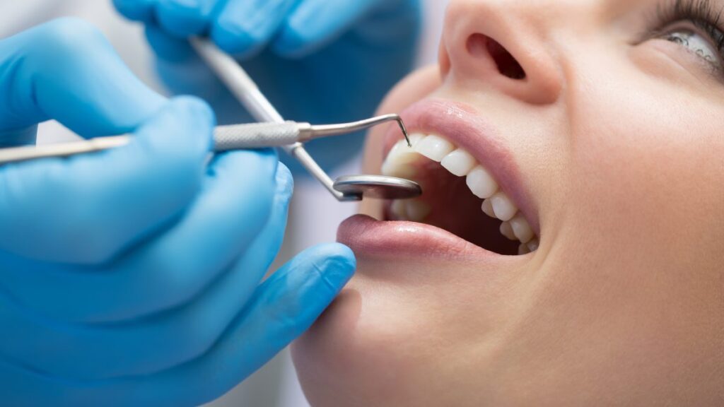 “Understanding the Difference Between General Dentistry and Specialized Dental Care”